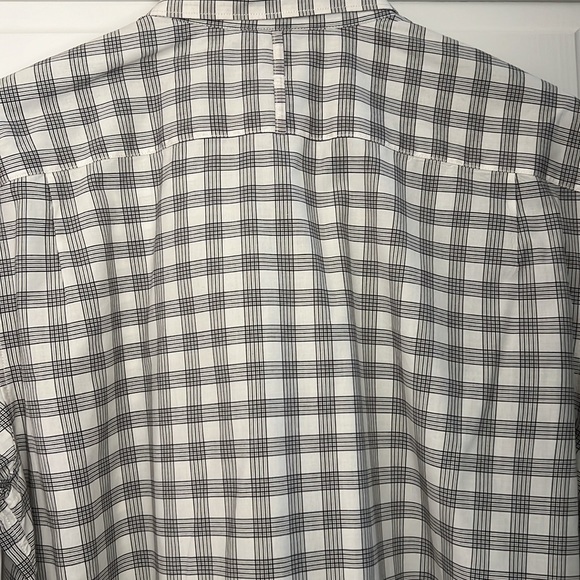 EUC Banana Republic plaid shirt. Men’s Large - Picture 8 of 9